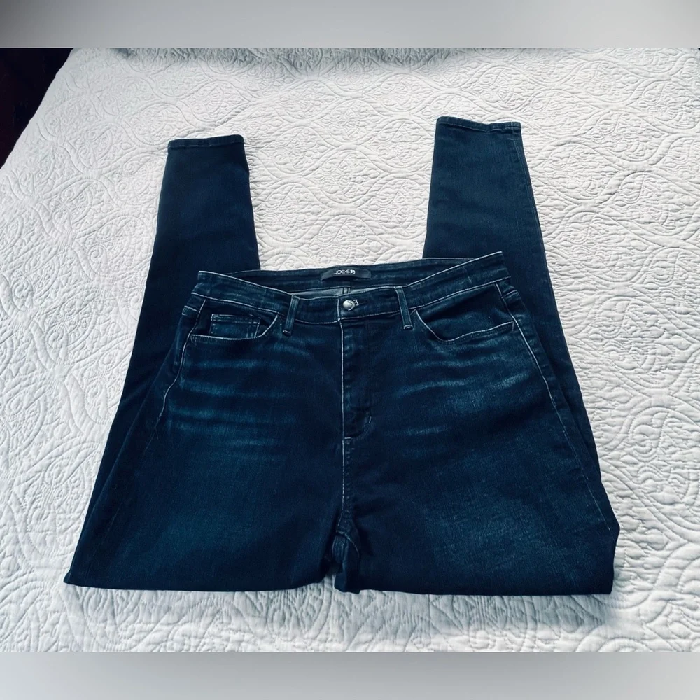 JOE’S JEANS Size 32 Skinny Ankle Leg Jeans in Fenwick Wash Denim EUC